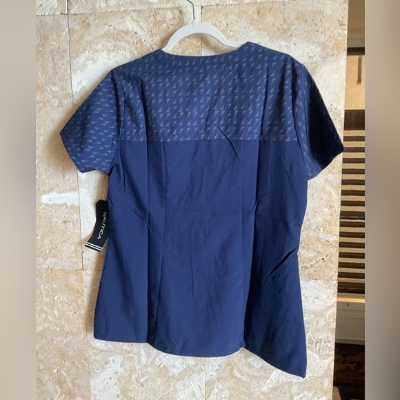 NAUTICA Women’s Top Scrubs - Picture 6 of 7